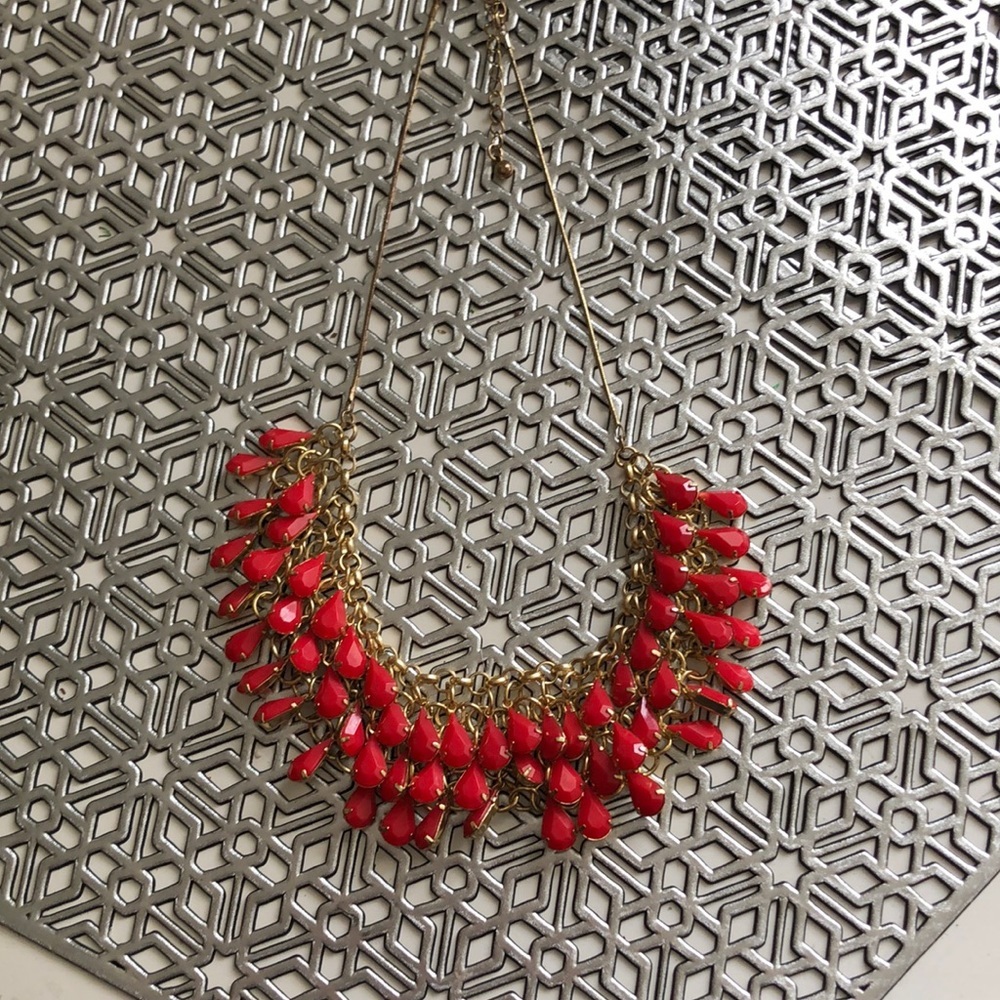 Fuchsia and gold costume jewelry necklace